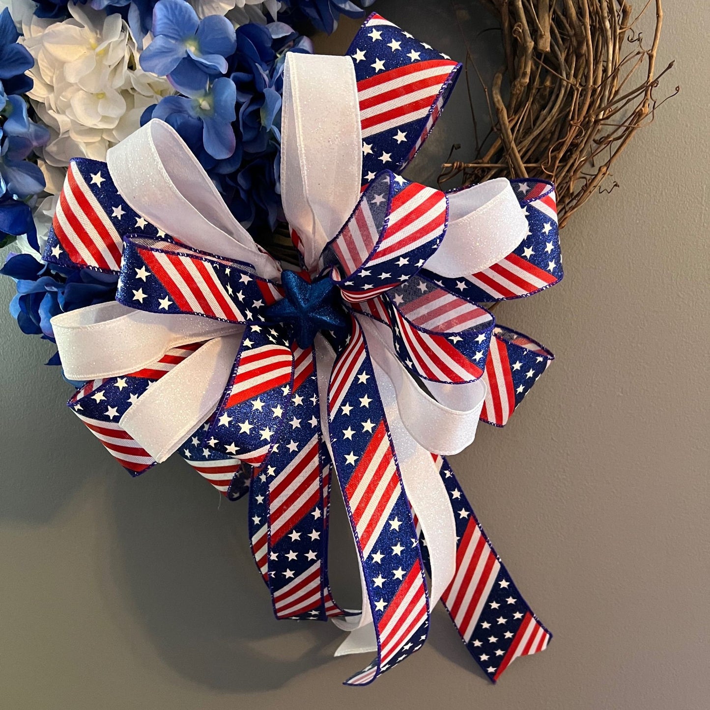 Patriotic Hydrangea Grapevine, Hydrangea Grapevine, Patriotic Wreath, Patriotic Front Door Decor, Housewarming Gift, Patriotic Wreath