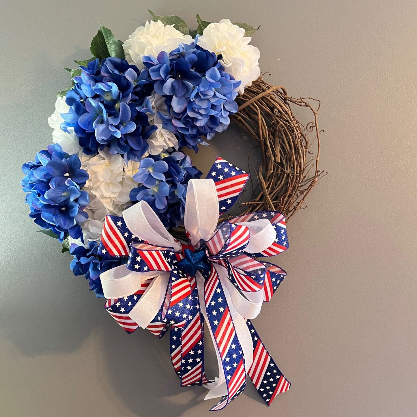 Patriotic Hydrangea Grapevine, Hydrangea Grapevine, Patriotic Wreath, Patriotic Front Door Decor, Housewarming Gift, Patriotic Wreath