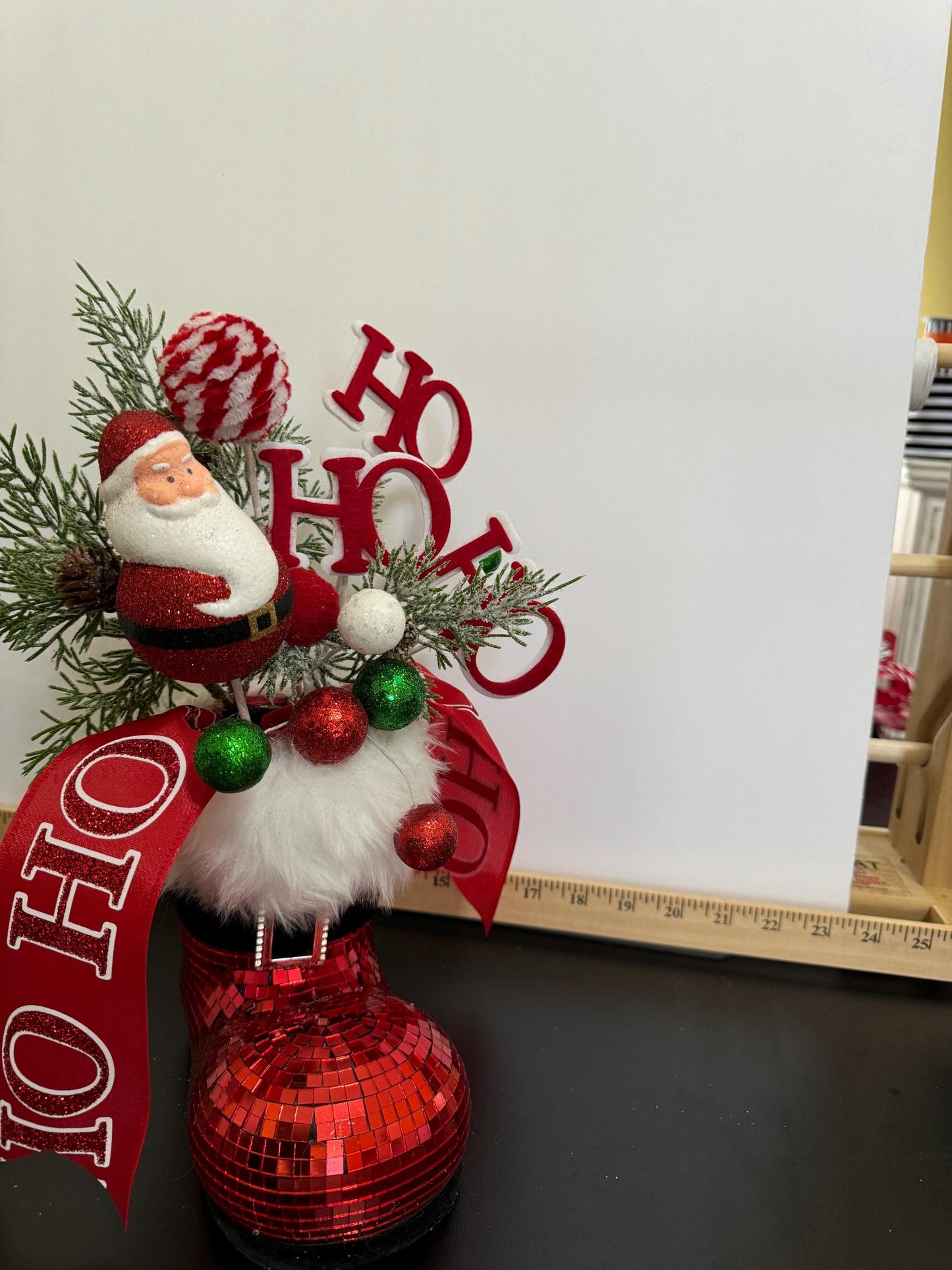 Santa Boot Shelf Sitter, Santa Boot Areangement, Santa Christmas Shelf Sitter, Santa Boot Christmas Decoration