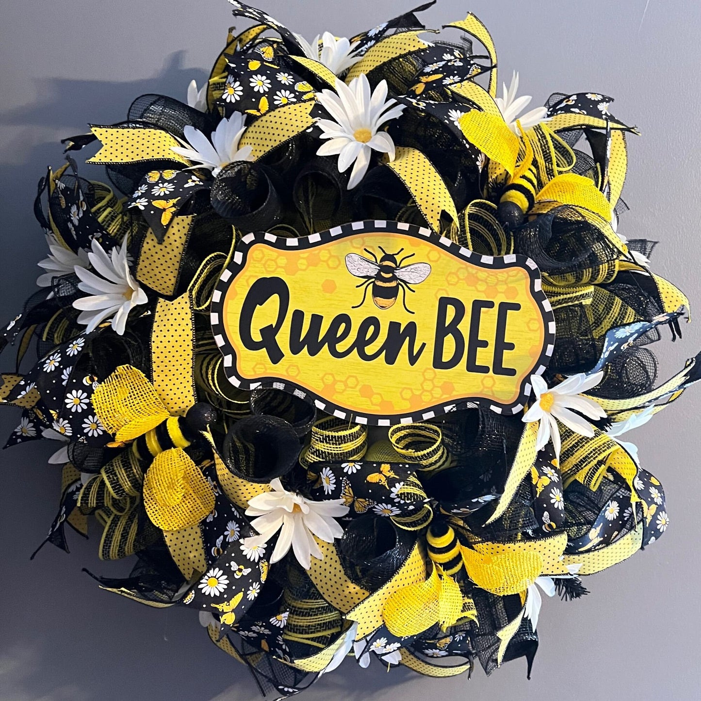 Bee Wreath for Front Door, Queen Bee Wreath, Bee Home Decor, Bee Wreath