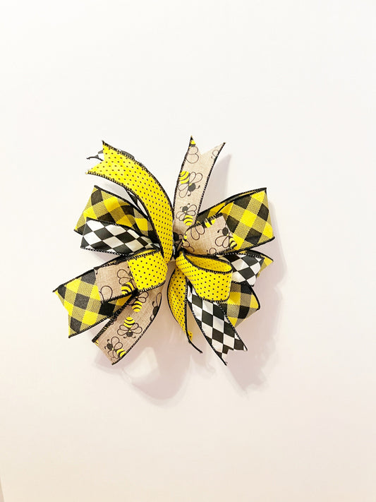 Bee Bow for Lantern, Bee Wreath Bow, Bee Home Decor, Bee Decorations, Housewarming Gift, Christmas Gift, Gifts for Her